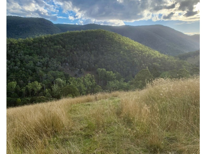 900-958 Delaney Creek Road, Mount Delaney QLD 4514