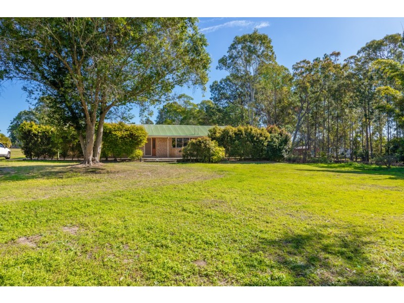 15-17 Damiani Road, Elimbah QLD 4516