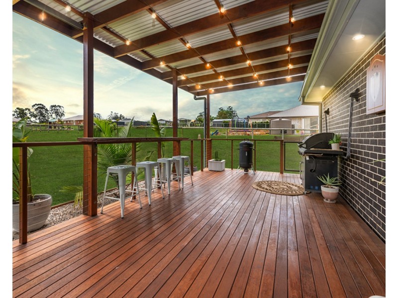 136 Mountaintrack Drive, Wamuran QLD 4512