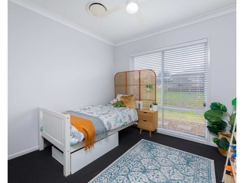 136 Mountaintrack Drive, Wamuran QLD 4512