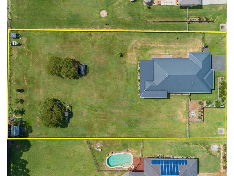 136 Mountaintrack Drive, Wamuran QLD 4512