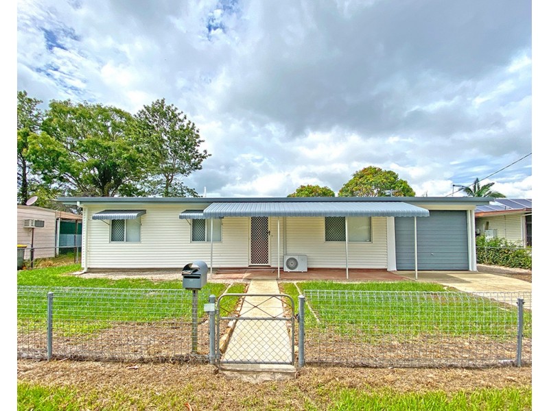 12 Fiona Street, Beachmere QLD 4510