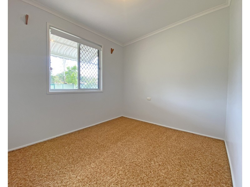 12 Fiona Street, Beachmere QLD 4510