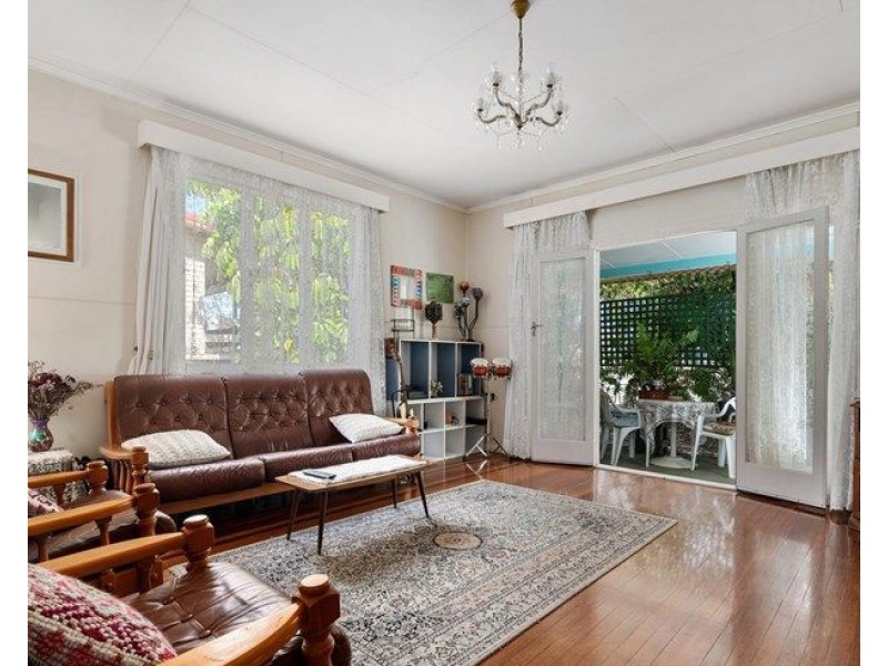 17 Caboolture River Road, Morayfield QLD 4506