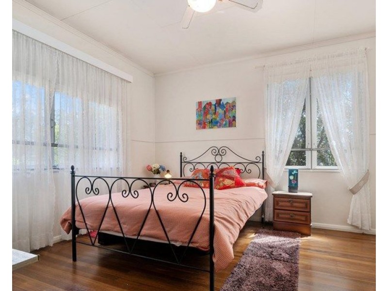 17 Caboolture River Road, Morayfield QLD 4506