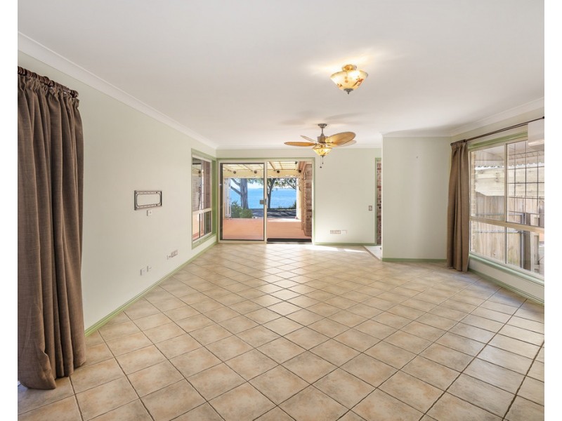 51 Esplanade, Deception Bay QLD 4508