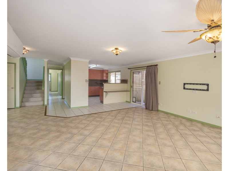 51 Esplanade, Deception Bay QLD 4508