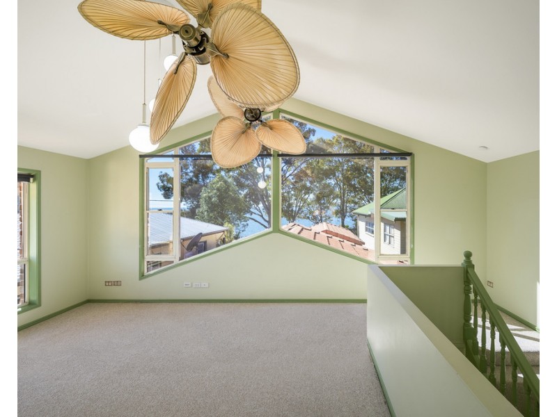 51 Esplanade, Deception Bay QLD 4508
