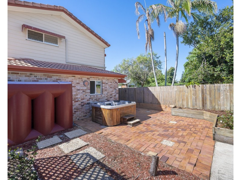 51 Esplanade, Deception Bay QLD 4508