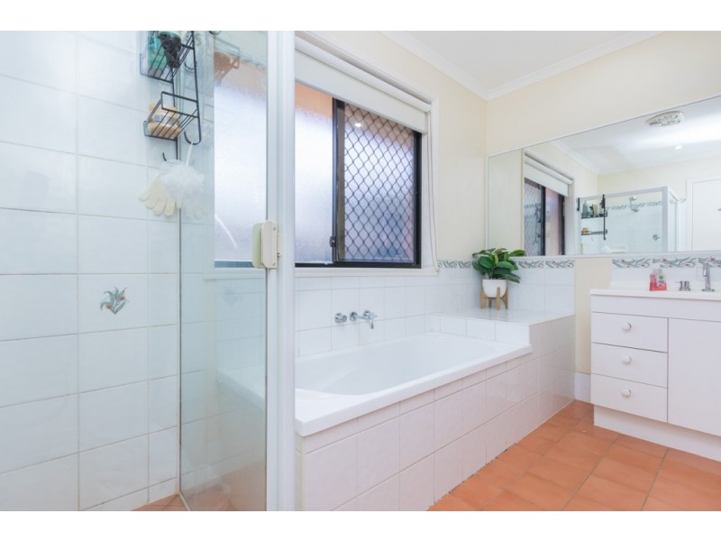 72 Station Road, Wamuran QLD 4512