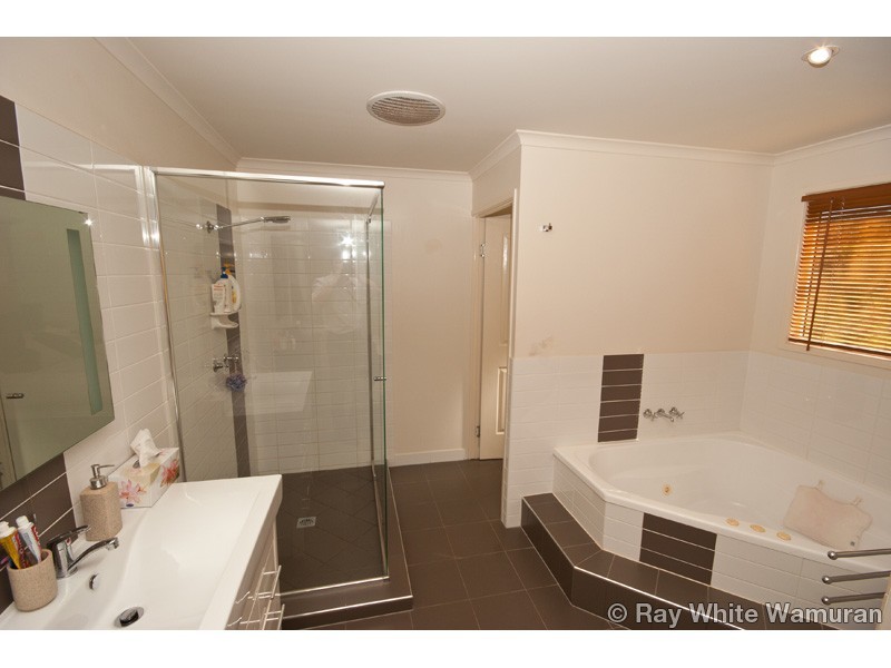 5 W James Road, Rocksberg QLD 4510