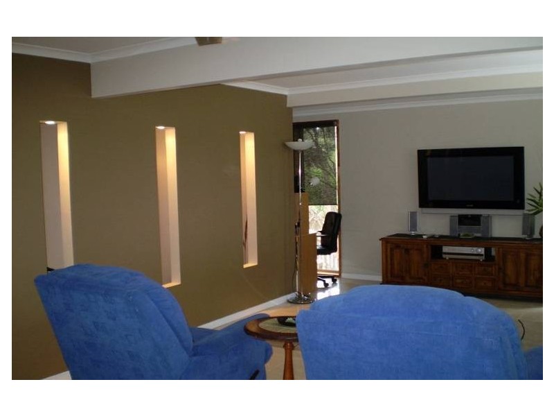 12 Amy Street, Morayfield QLD 4506