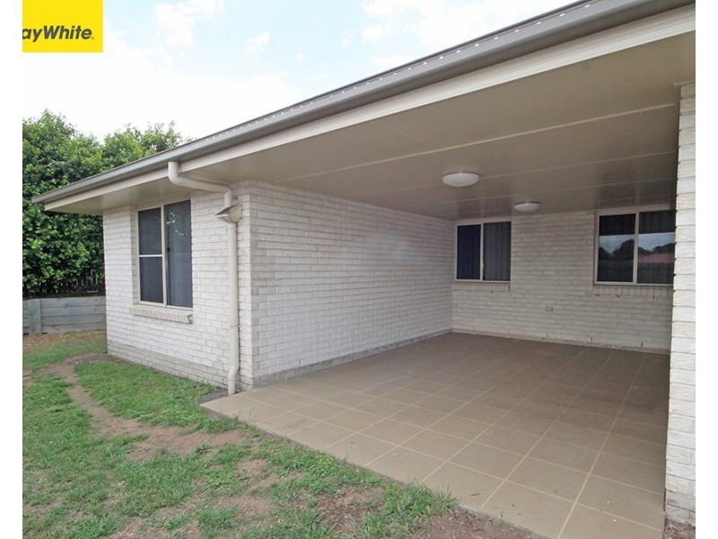 15 Hedley Drive, Kilcoy QLD 4515