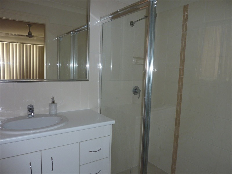 1 Hedley Drive, Kilcoy QLD 4515