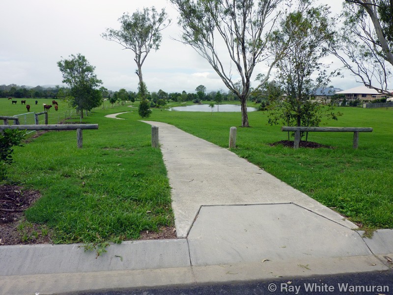 1 Hedley Drive, Kilcoy QLD 4515