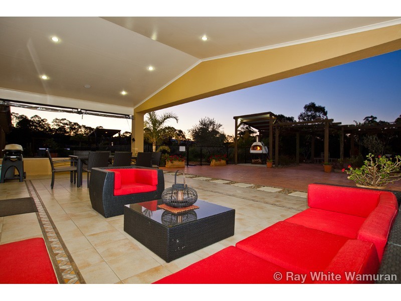 98 W Lindsay Road, Wamuran QLD 4512