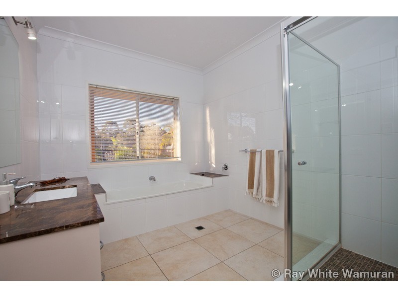 98 W Lindsay Road, Wamuran QLD 4512