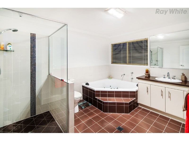 21 Carmody Court, Petrie QLD 4502