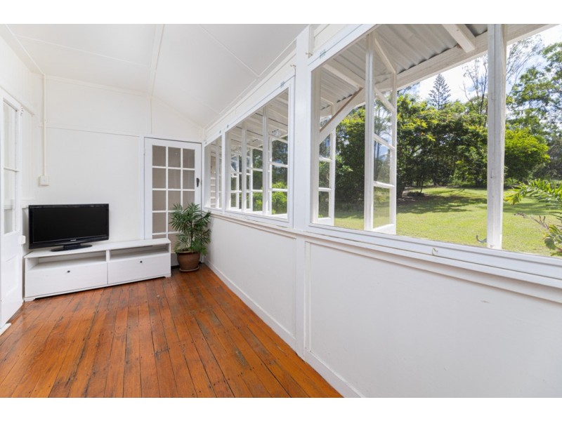 326 W Lindsay Road, Wamuran QLD 4512