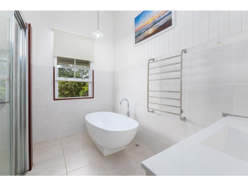326 W Lindsay Road, Wamuran QLD 4512