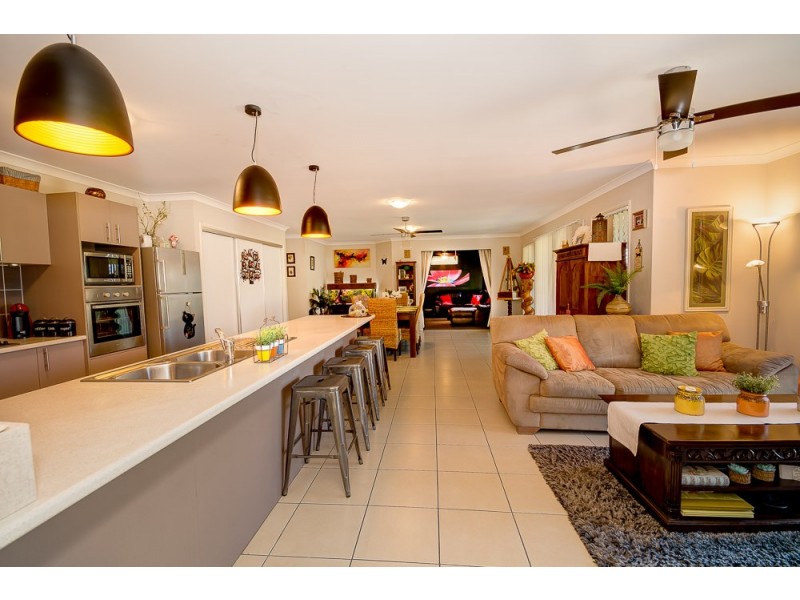 2 Grange Court, Narangba QLD 4504