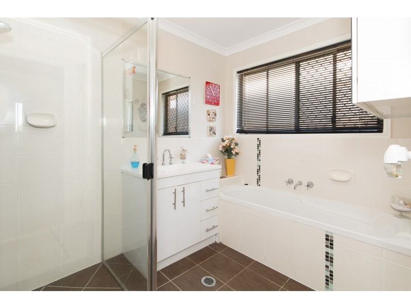 2 Grange Court, Narangba QLD 4504