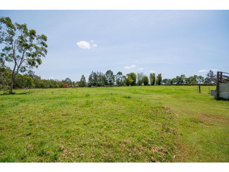 25 Lockart Road, Wamuran QLD 4512