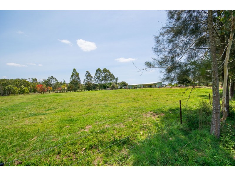 25 Lockart Road, Wamuran QLD 4512