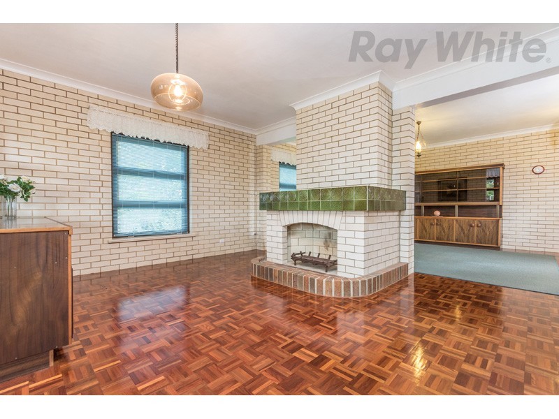 50 Robinson Road, Mount Mee QLD 4521