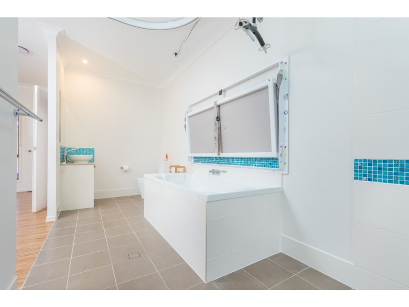 122 Manordowns Drive, D’aguilar QLD 4514