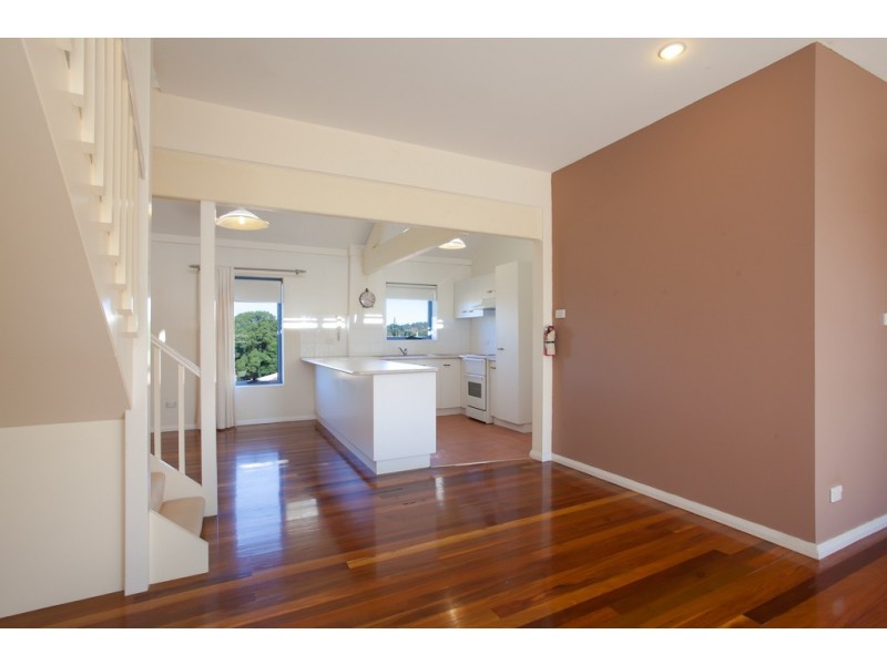 8/45 Hanbury Street, Mayfield NSW 2304