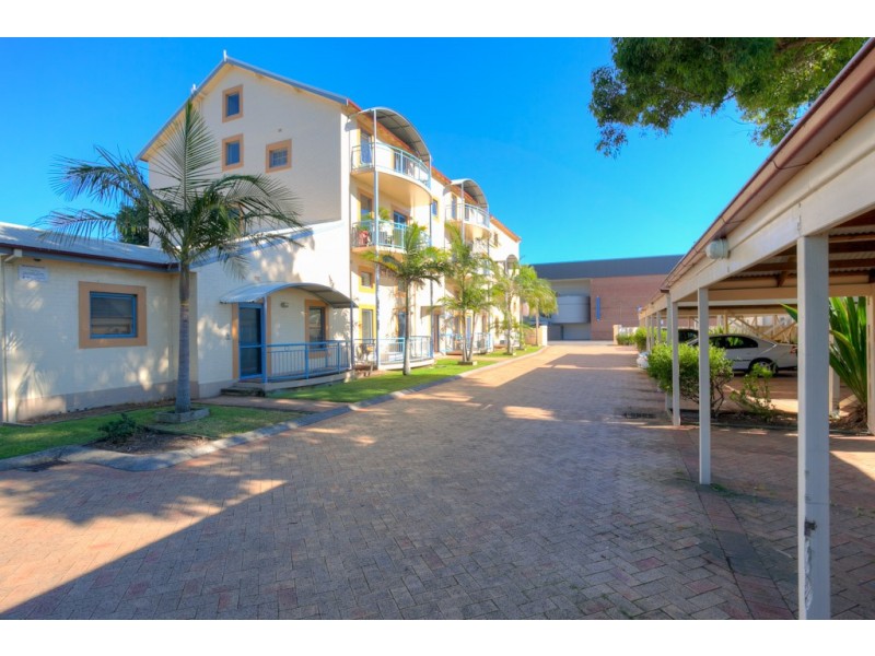 8/45 Hanbury Street, Mayfield NSW 2304