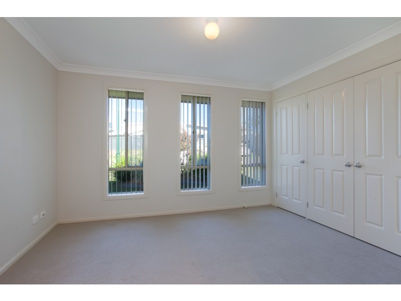 1/13 Prieska Way, East Maitland NSW 2323
