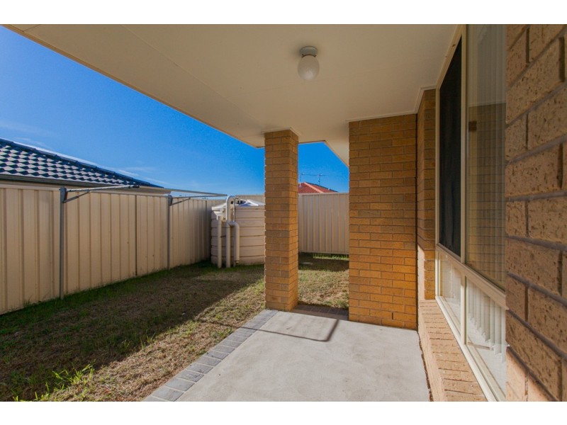 1/13 Prieska Way, East Maitland NSW 2323