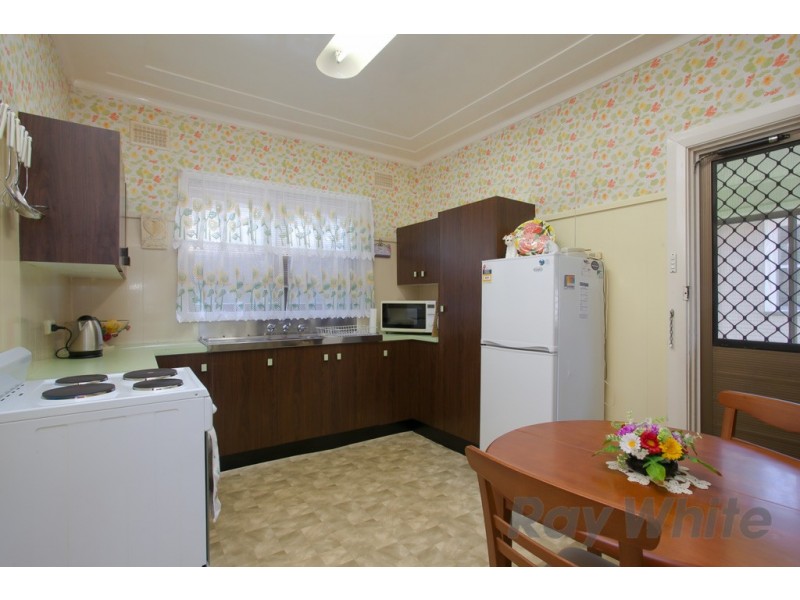 15 Curry Street, Cardiff NSW 2285