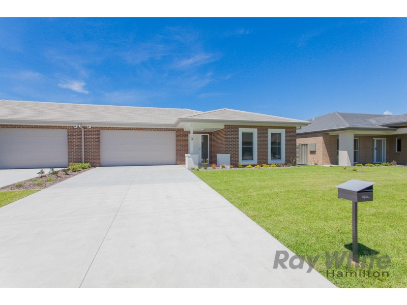 1 Heron Circuit, Fullerton Cove NSW 2318