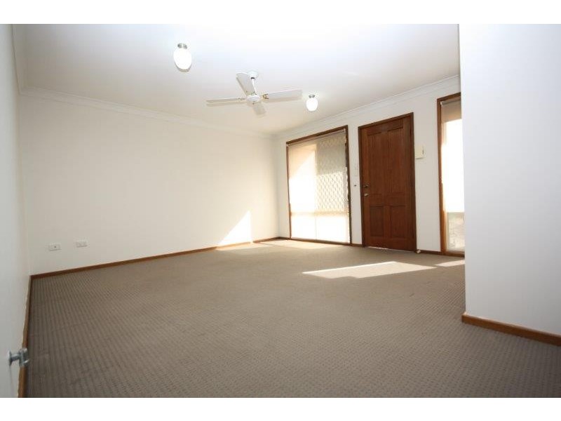 4/3 Wilson Street, Hamilton NSW 2303