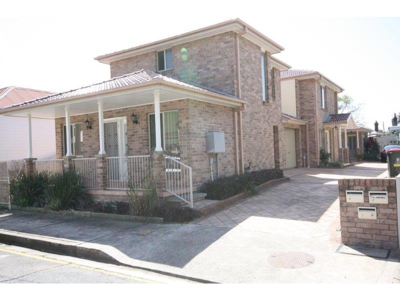 1/25 Howden Street, Carrington NSW 2294