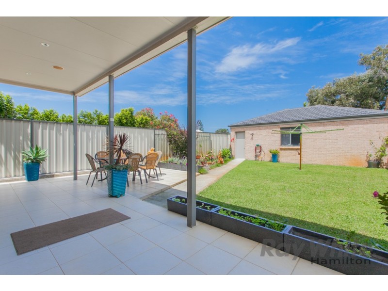 5 Bay Street, Stockton NSW 2295