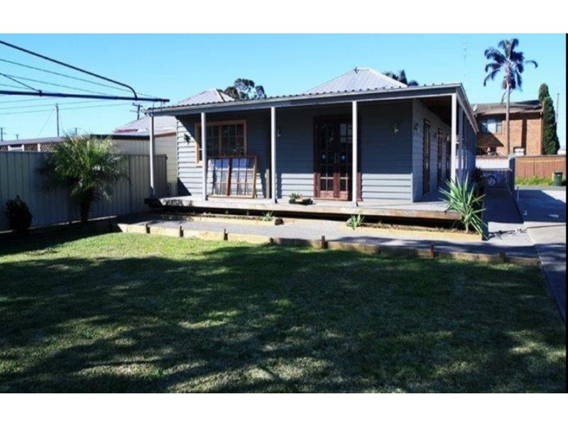 4 Therry Street, Maitland NSW 2320