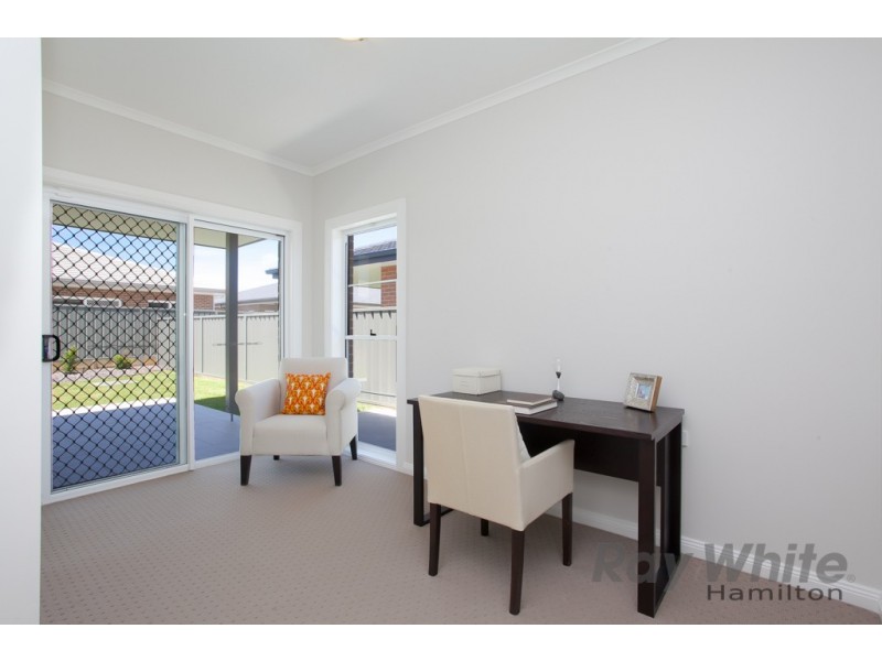 12 Heron Circuit, Fullerton Cove NSW 2318