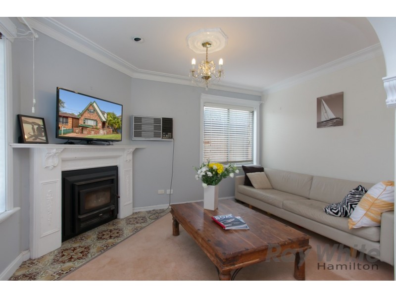 12 Frederick Street, Dudley NSW 2290