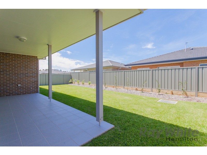 20 Heron Circuit, Fullerton Cove NSW 2318