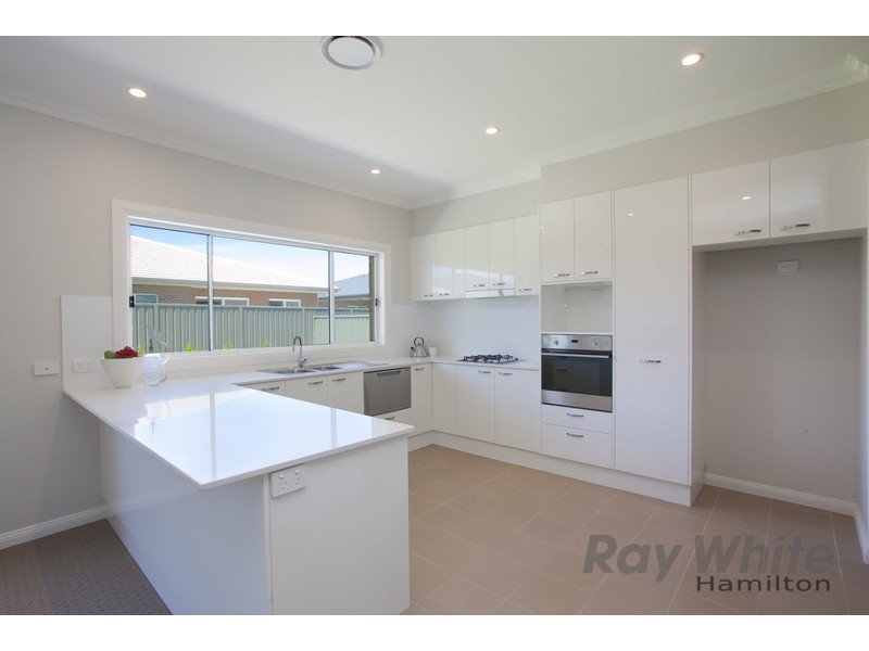 21 Heron Circuit, Fullerton Cove NSW 2318