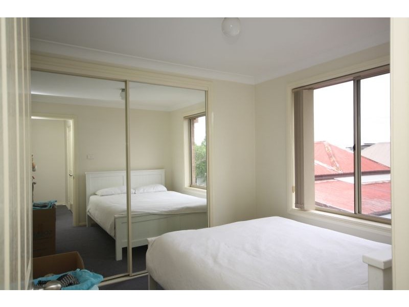 2/25 Howden Street, Carrington NSW 2294