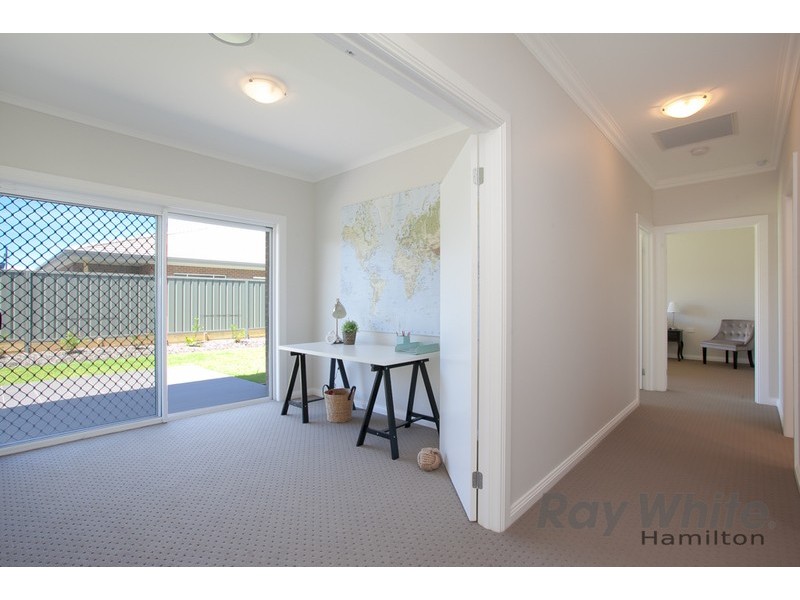 8 Sugar Glider Way, Fullerton Cove NSW 2318