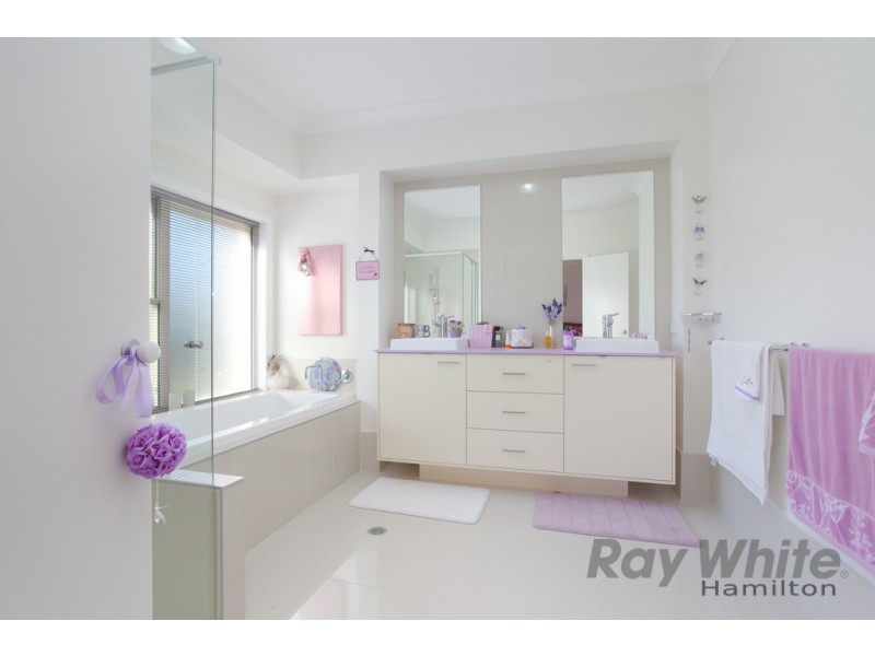 5 Stringybark Drive, Fern Bay NSW 2295