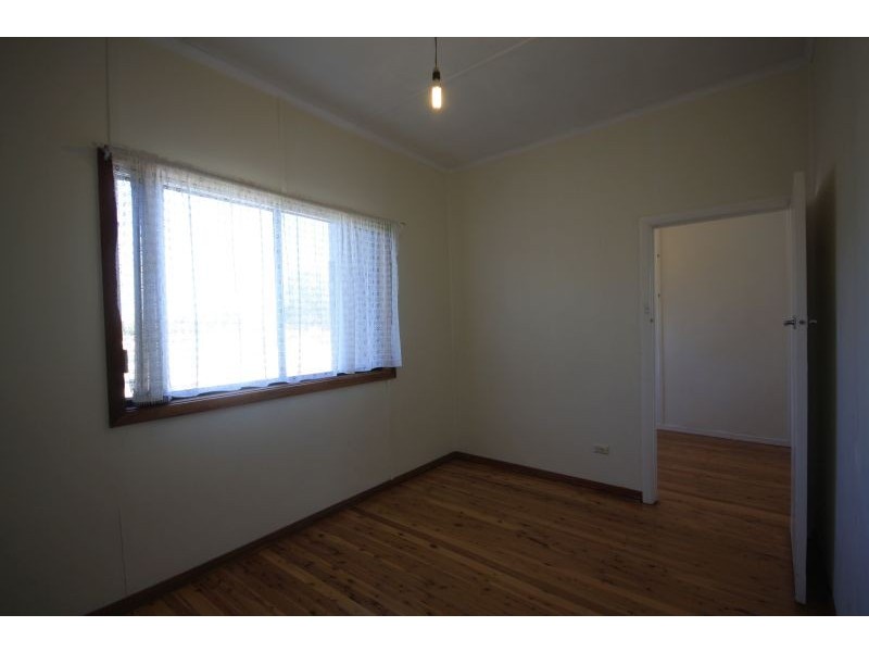 1/1 The Parade, Belmont NSW 2280