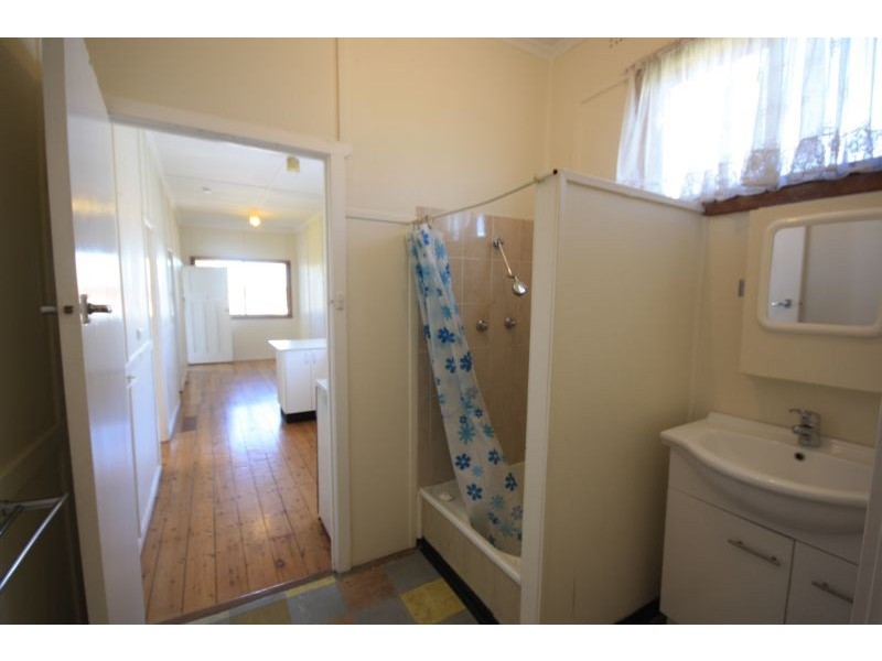 1/1 The Parade, Belmont NSW 2280