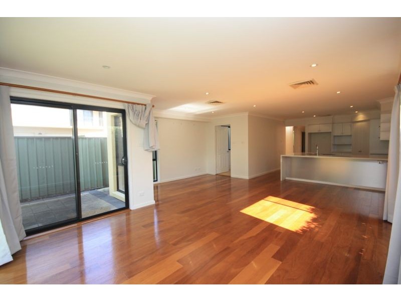 80 Cleary St, Hamilton NSW 2303